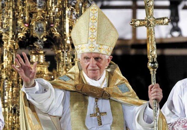 Pope-in-Gold