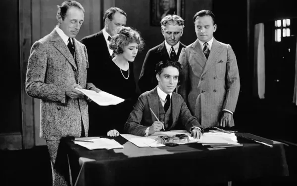 United-Artists-in-the-Pre-Code-Hollywood-Era